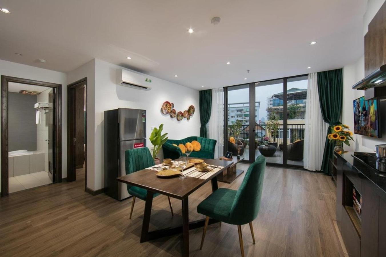 Bloom In - The Residences