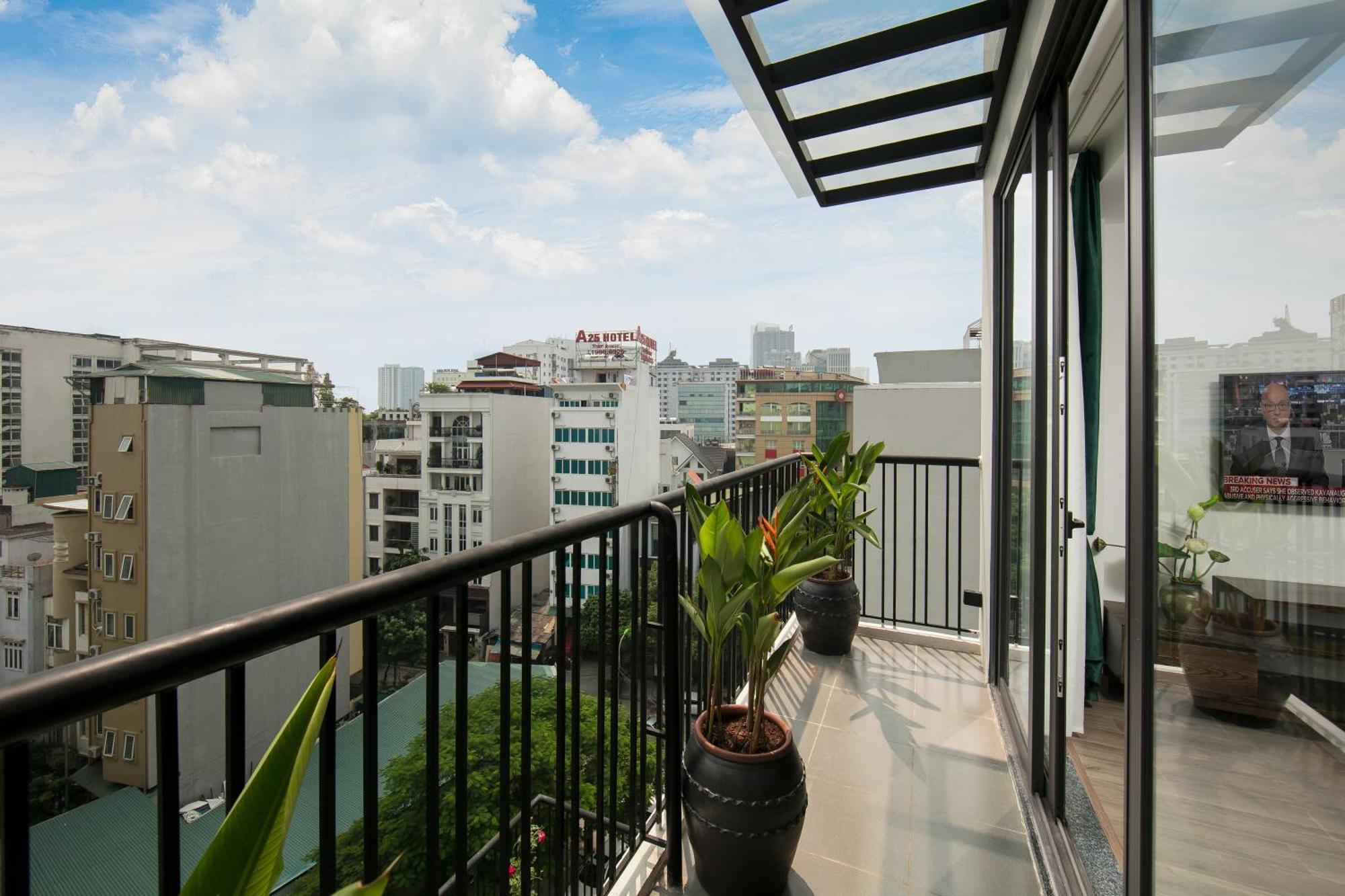 Bloom In - The Residences